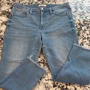 Pre-Loved Madewell 10” High Rise Skinny Crop Jeans